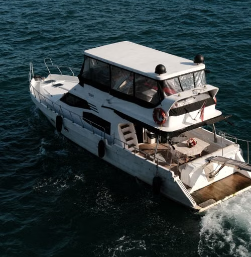 yacht cleaning service in Palm Beach