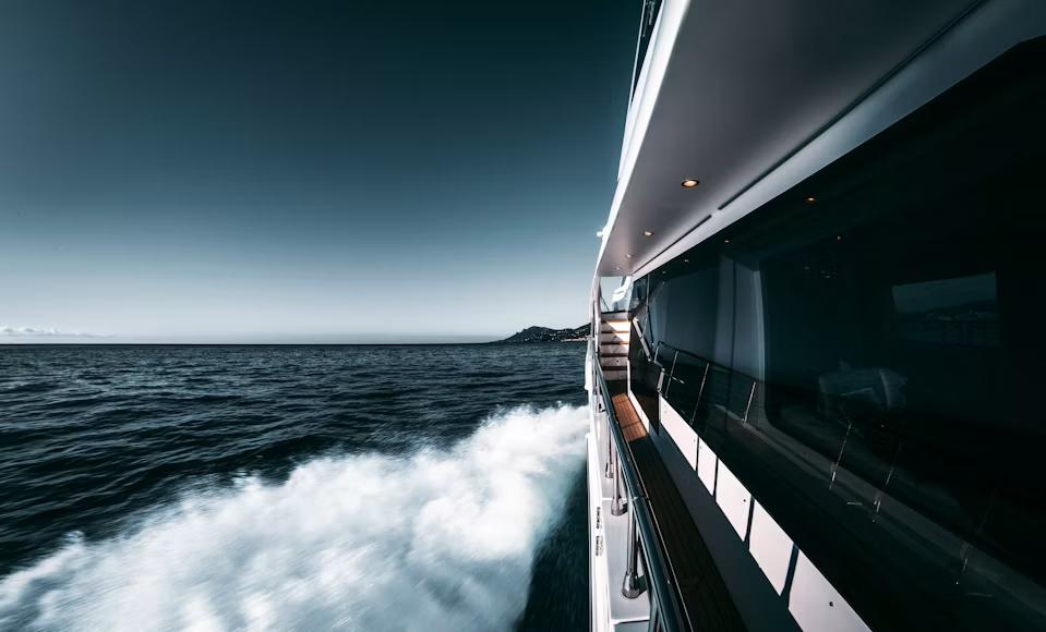 Yacht window cleaning