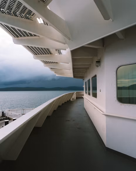 yacht floor cleaning